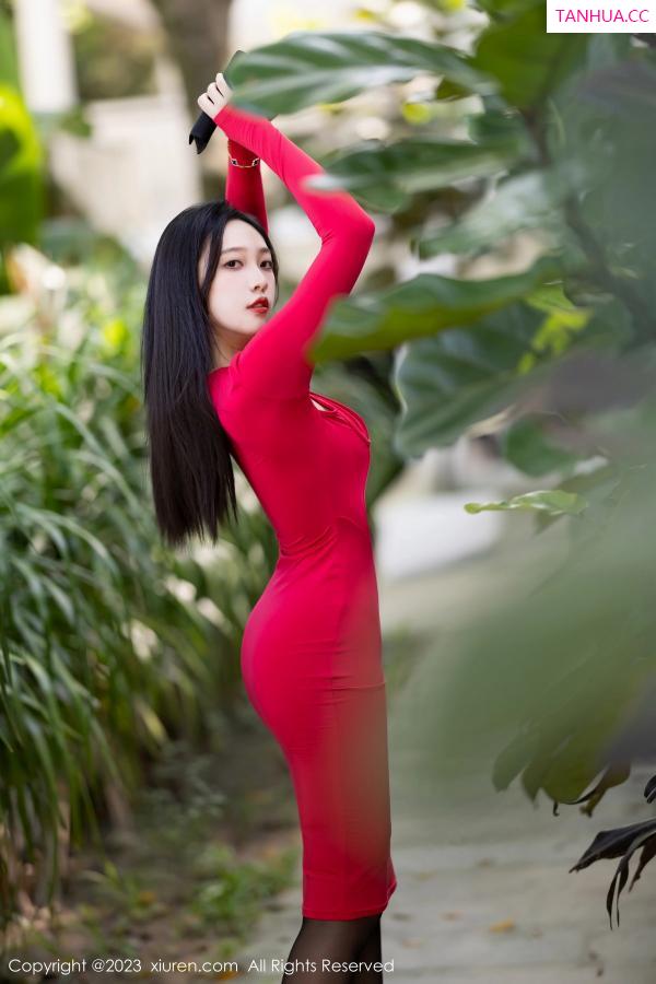 郑颖姗  [XiuRen]高清写真图 2023.08.07 No.7194 郑颖姗Bev 黑丝美腿第22张图片